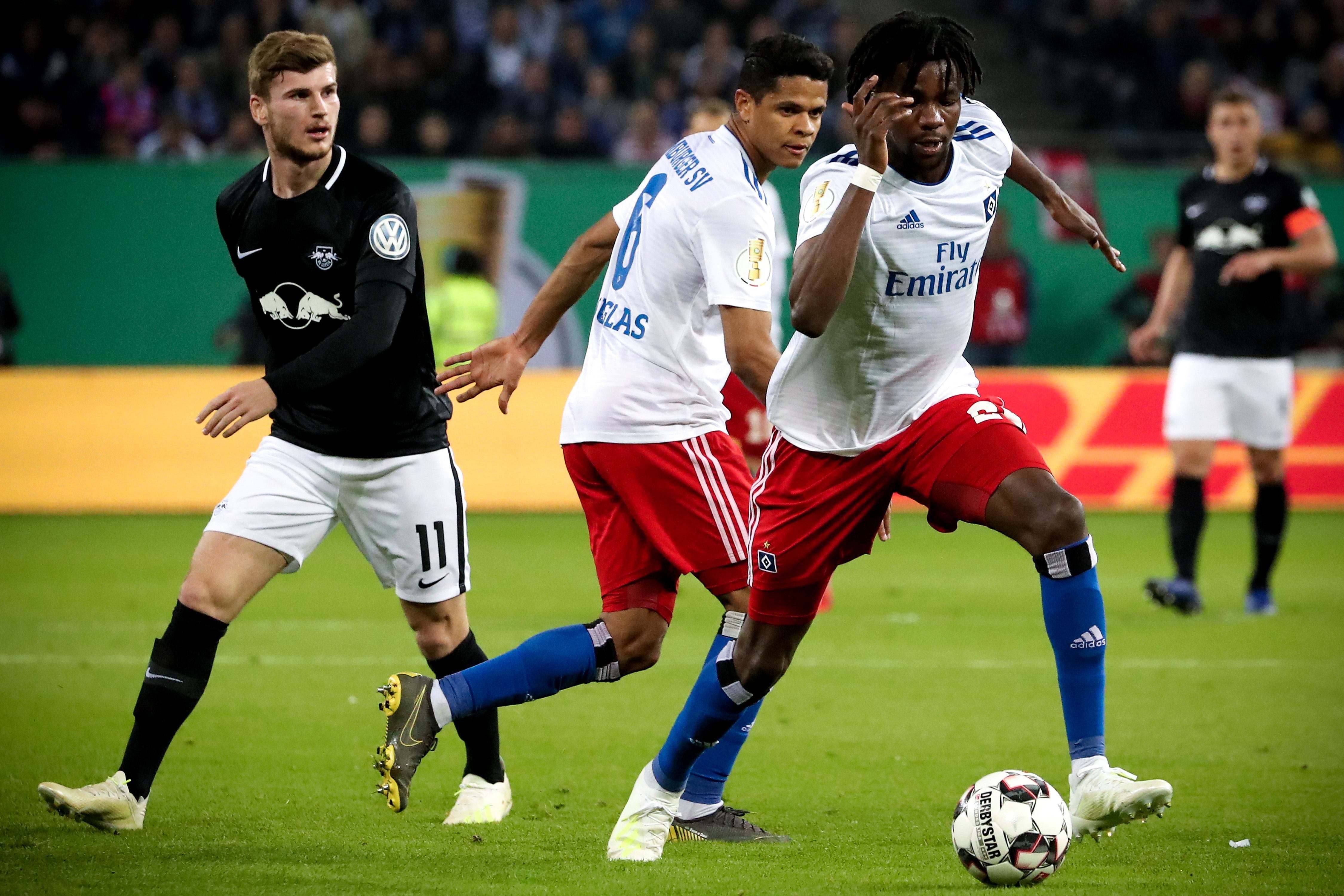 爱游戏入口-从萨克拉门托国王围绕葡超官宣签约到风云突变拜仁慕尼黑赛前回应争议，里尔围绕德国杯止住颓势